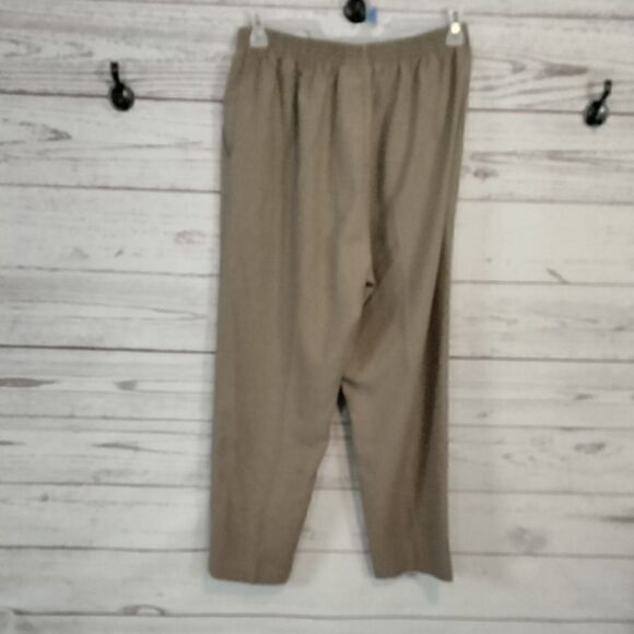 "Jantzen" woman's stretch pants - Picture 4 of 5